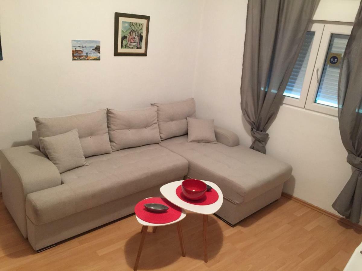 Apartman Lili Cetinje Exterior photo